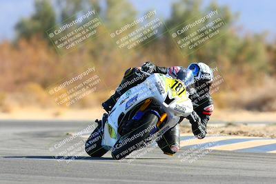 media/Jan-08-2022-SoCal Trackdays (Sat) [[1ec2777125]]/Turn 7 (1035am)/